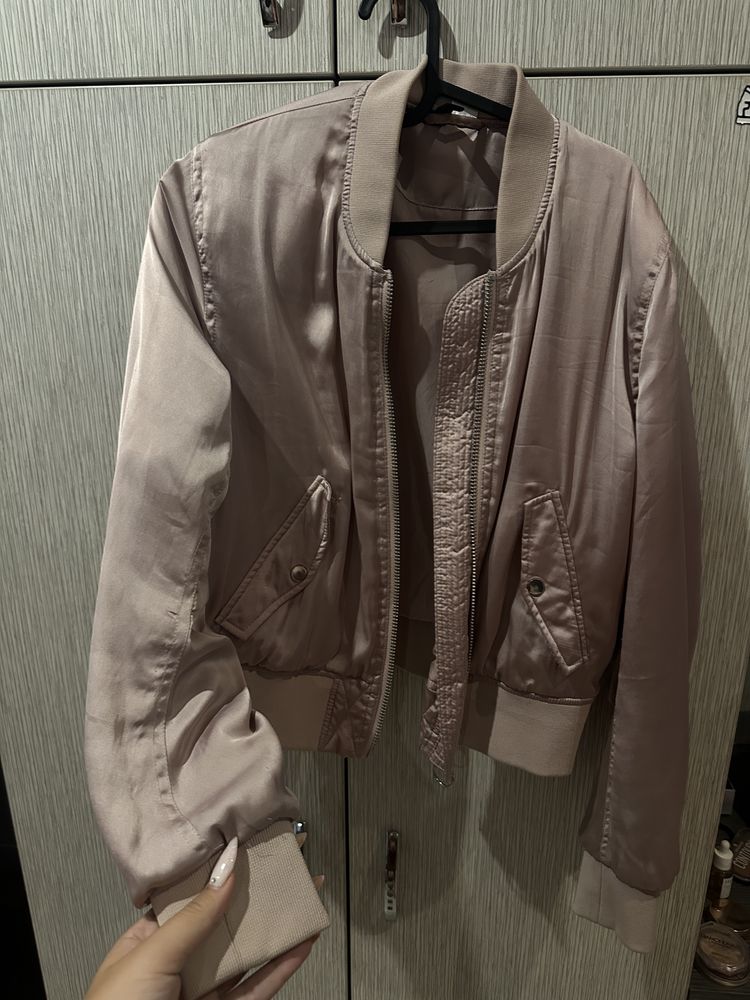 Пролетно яке H&M
