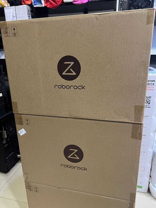 Hope Amanet P7 Aspirator Robot si Mop RoboRock S7 Plus.