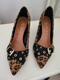 Pantofi model animal print leopard