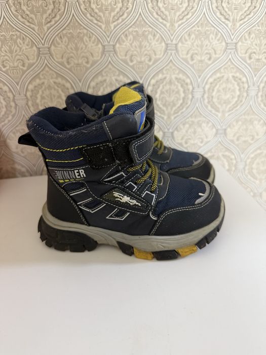Детские зимние ботинки