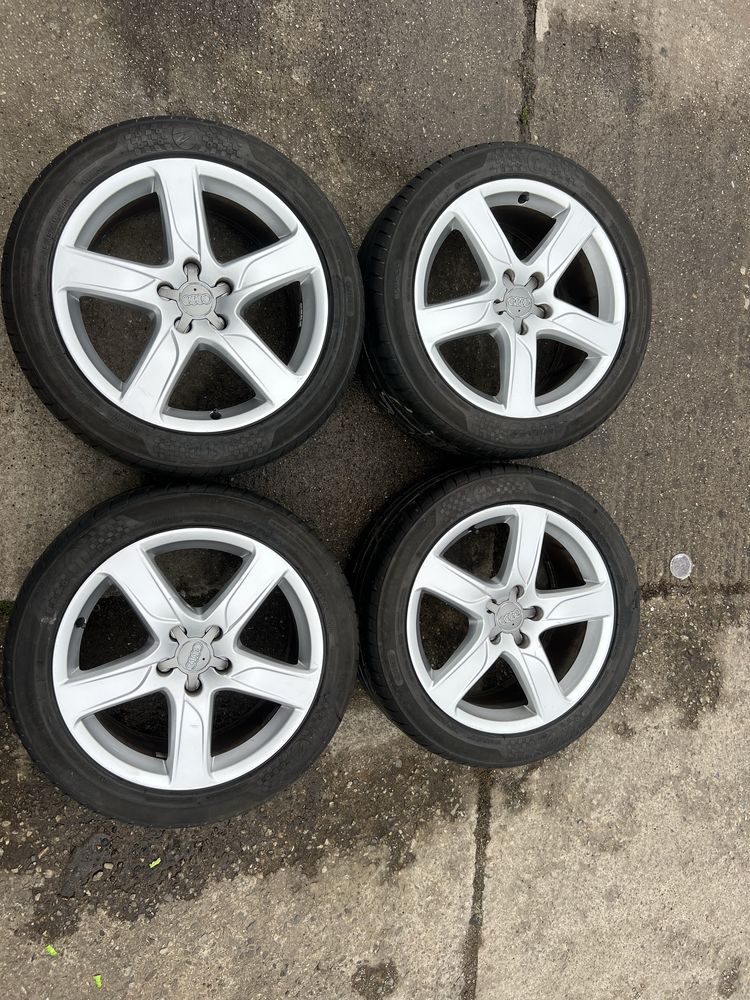 Джанти за Audi с летни гуми 245/45/18 DOT18. Грайфер 9мм. Отлични