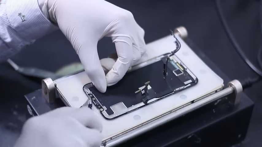 Ремонт Samsung Gusto 2/3 — замена батареи и корпуса