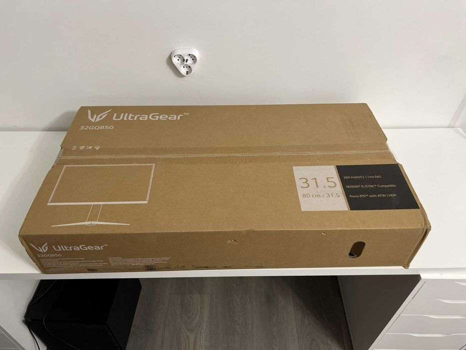 Vand monitor LG 32 inch 240Hz 2K rezolutie