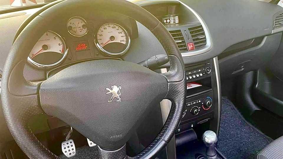 Peugeot 207cc decapotabil