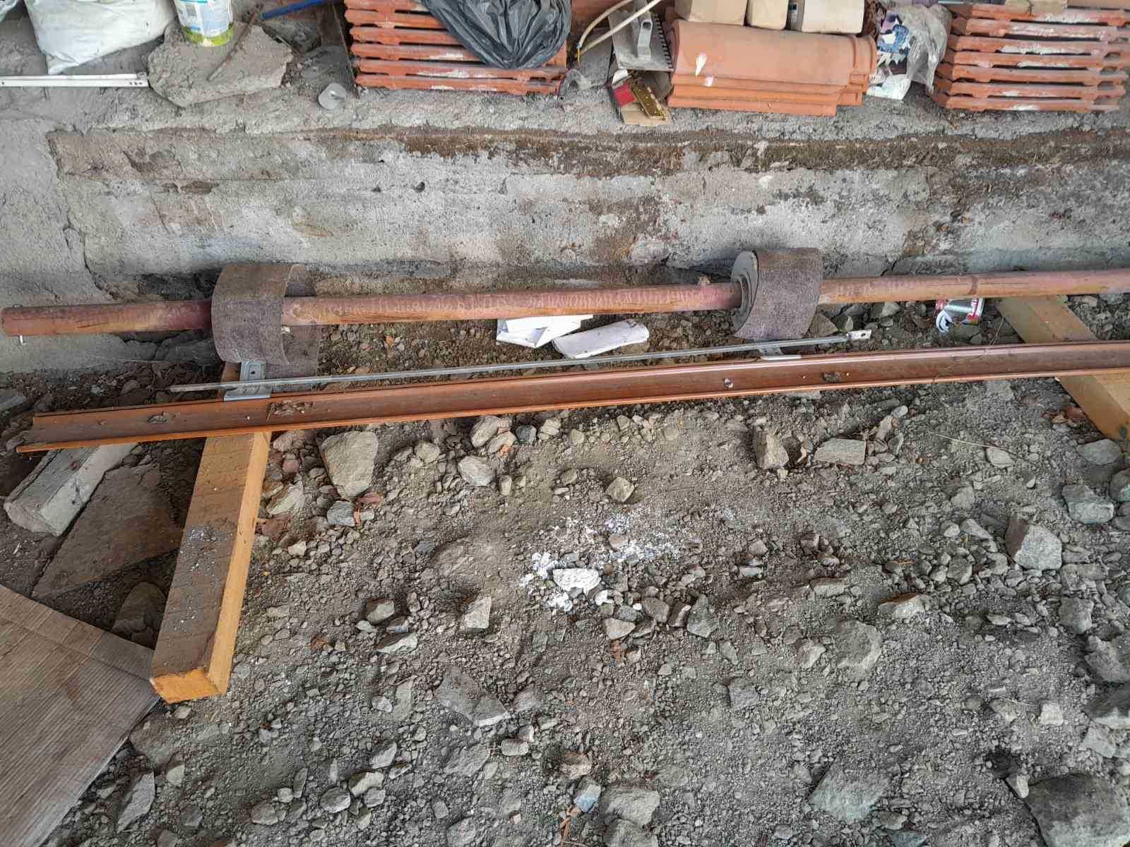 Продавам гаражна врата тип ролетна щора