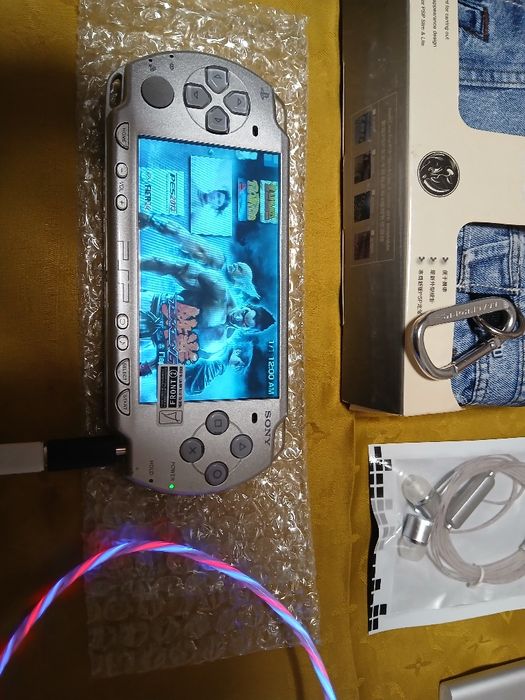 Assalom alekum Psp Sotiladi Silver Kumush rang