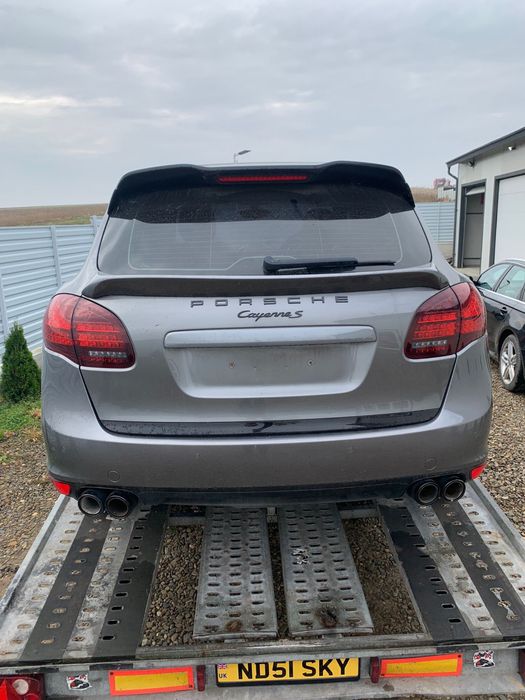Dezmembrez porsche cayenne gts 3.0tdi crca 7p perne plafon negru