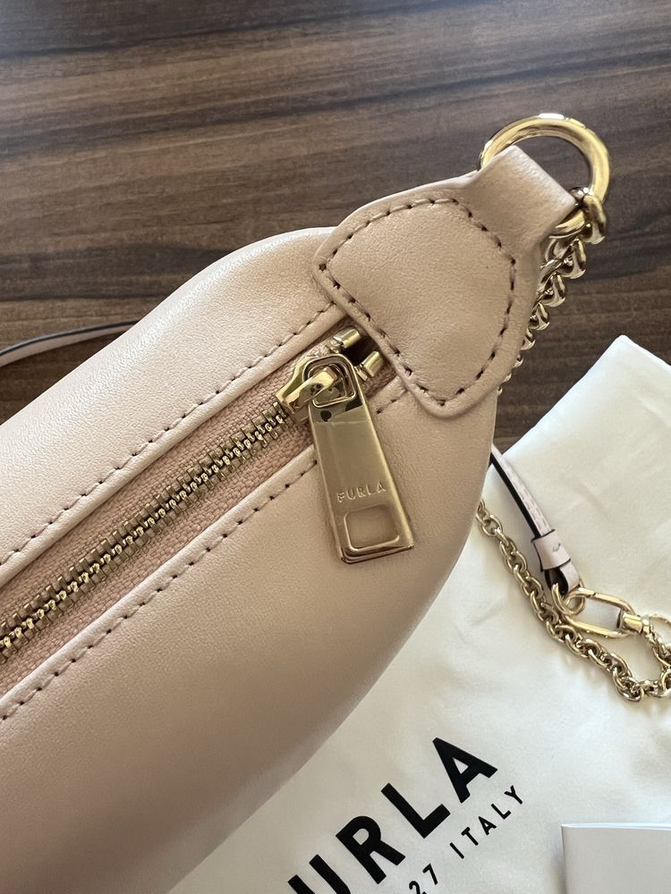 Нова чанта FURLA
