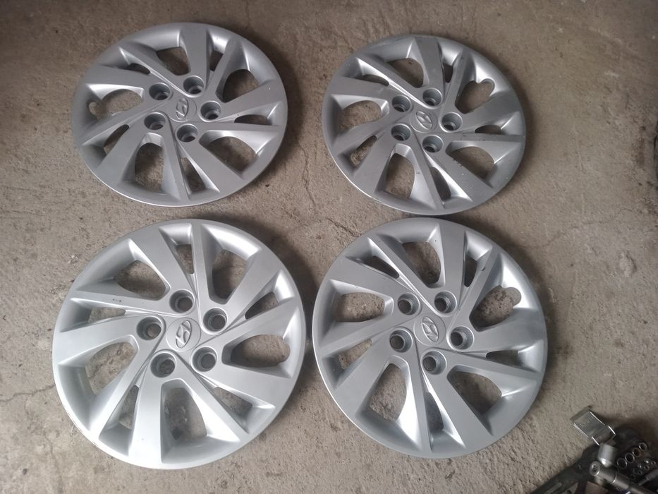 Продам колпаки на 15 хюндай Элантра