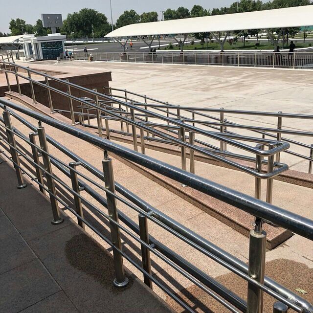 Флагшток (байрок) устунлар