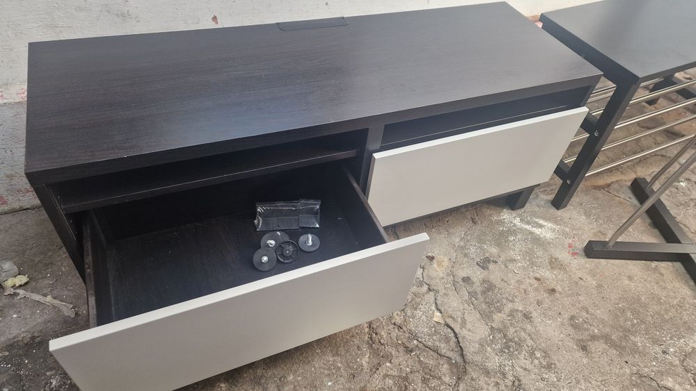 Comodă ikiea impecabilă