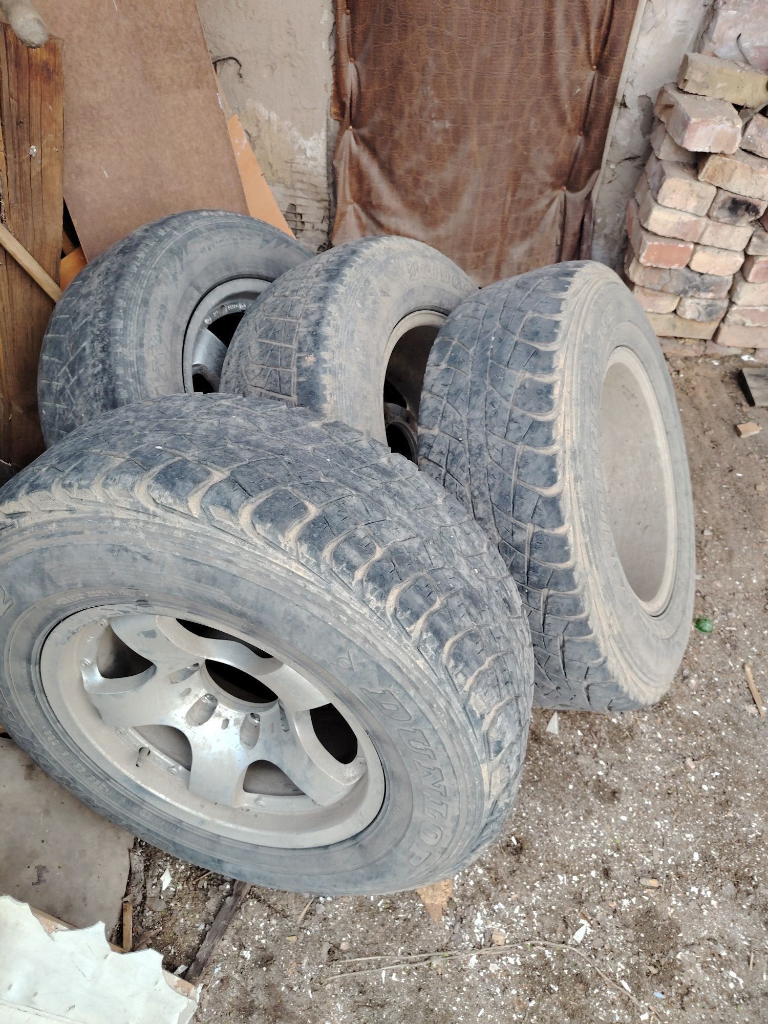 Комплект колёс, продаётся,