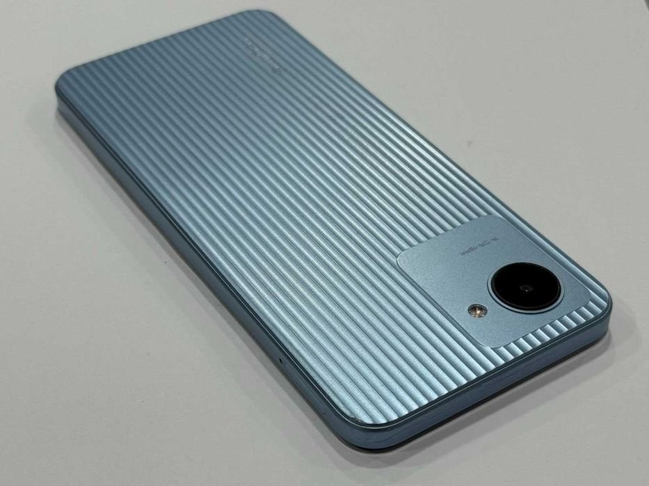 Realme C30 – 32GB / 3GB RAM