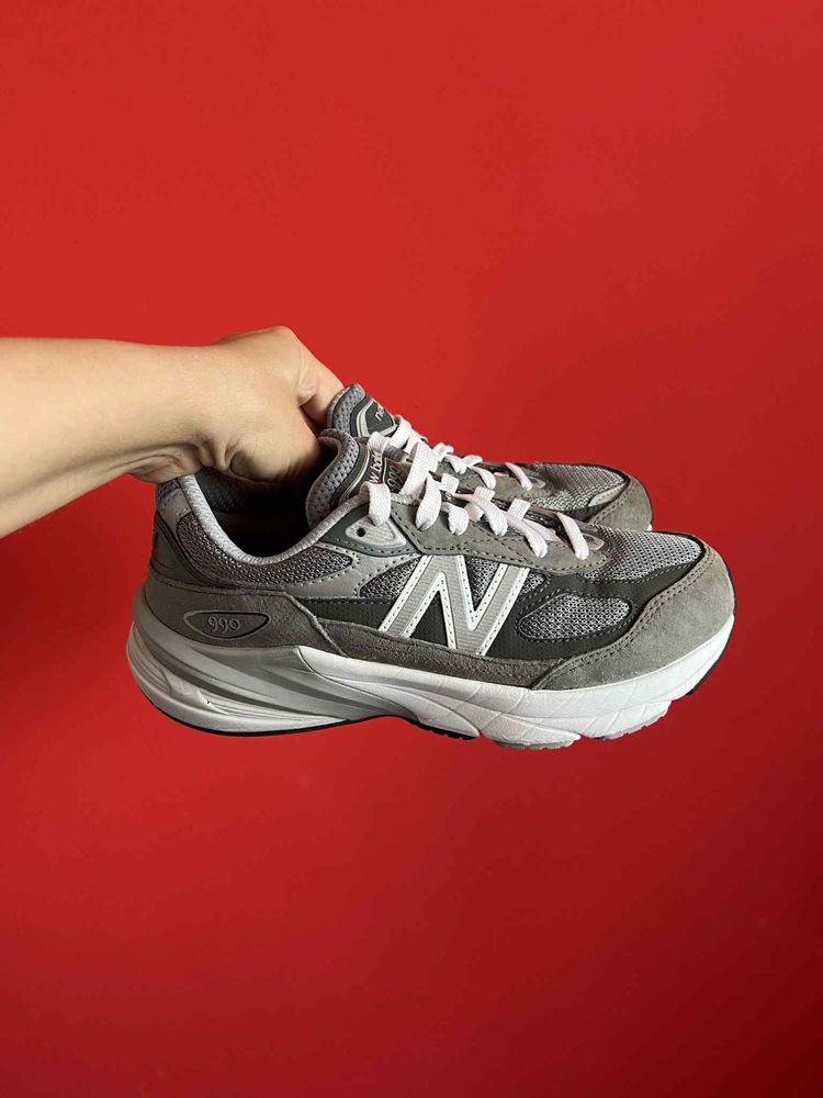 New Balance 990 v6