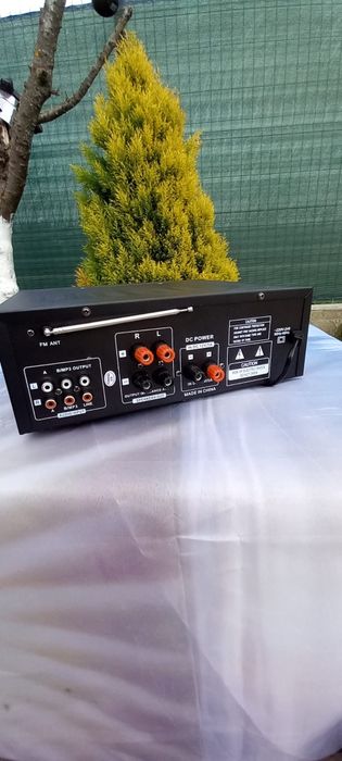 Amplificator cu Bluetooth și egalizator