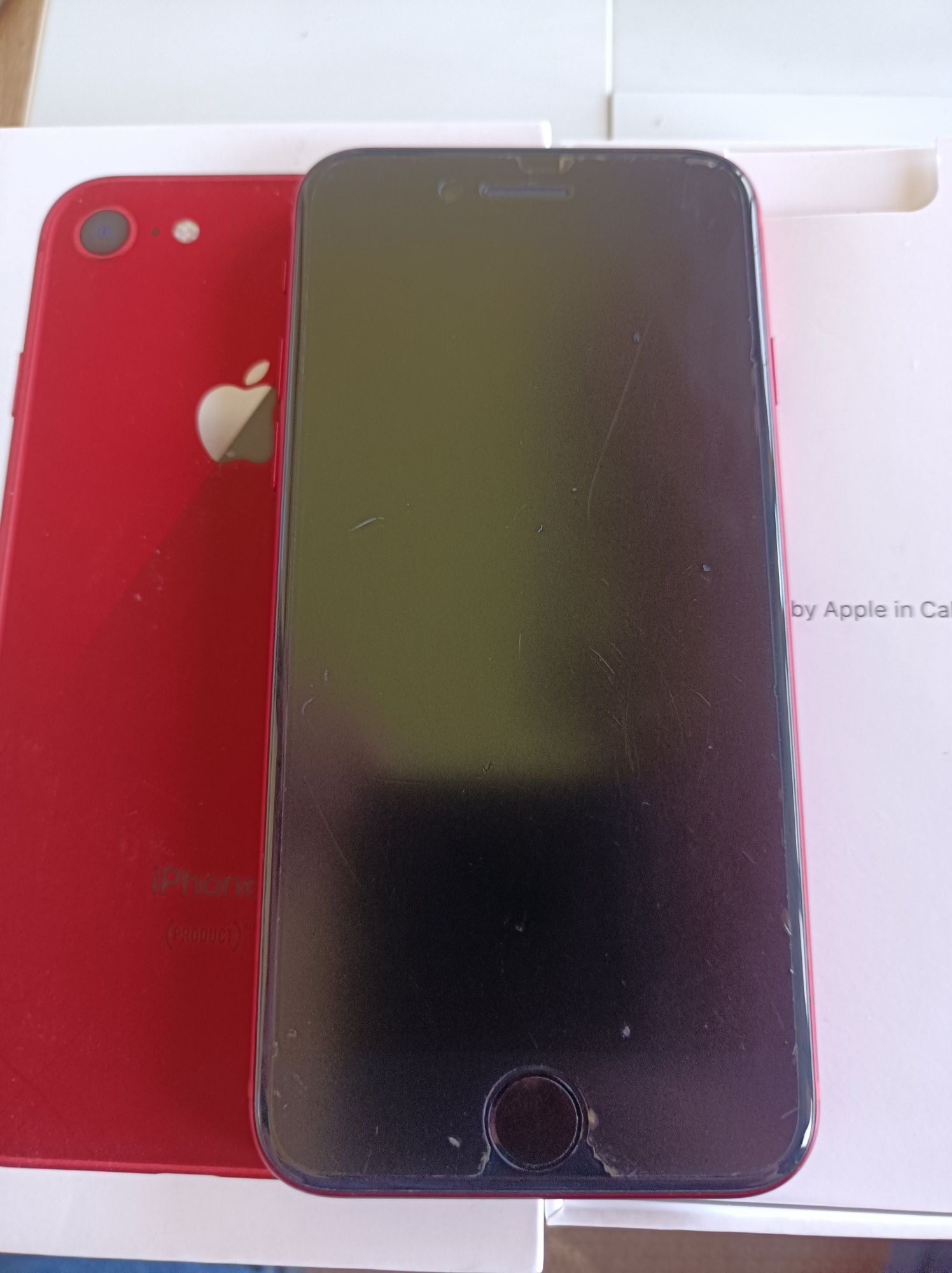 iPhone 8 Red 64 gb