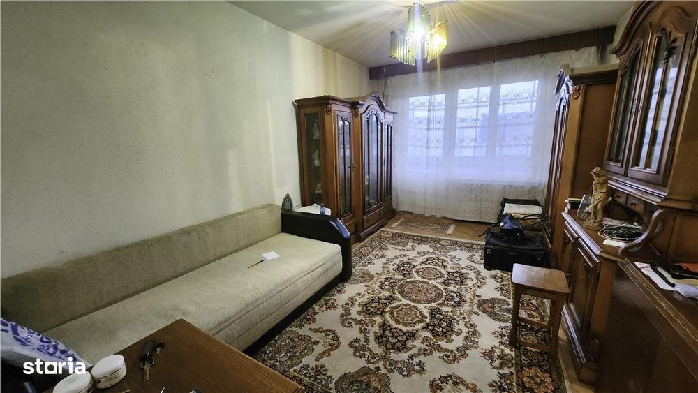 Apartament 2 camere, etaj 3, Tudor, zona Agora