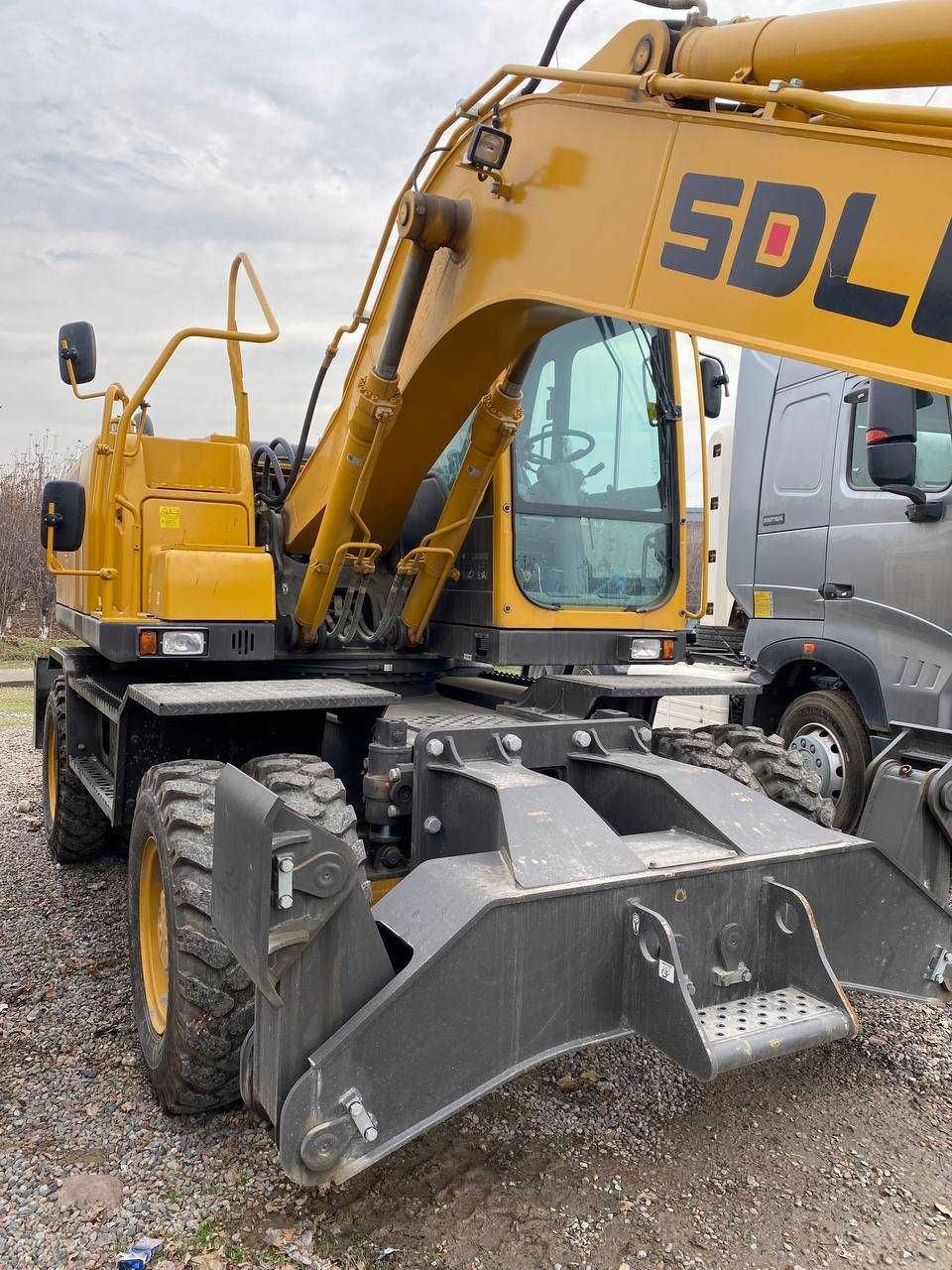 Колесный экскаватор SDLG E7150F - 0,6 куб.м, VOLVO Завод, Ориент Ozod