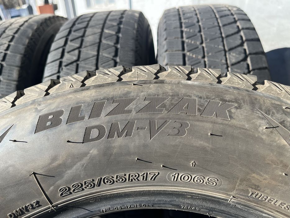 4 бр. зимни гуми 225/65/17 Bridgestone DOT 3021 5-6 mm