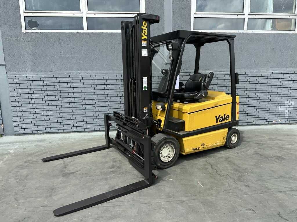 Stivuitor Electric 3,0 tone Electrostivuitor 3000 kg Triplex 5,0 metri