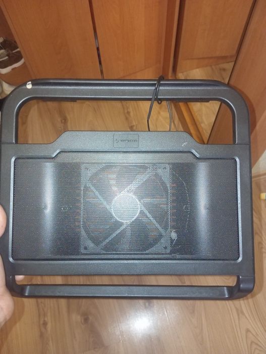 Продам подставку для ноутбука охлаждение