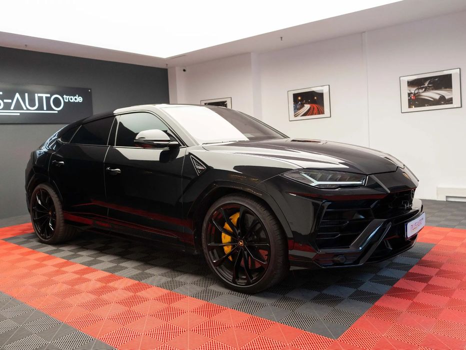 Lamborghini URUS TVA deductibil, Autoturism disponibil pe STOC!!!