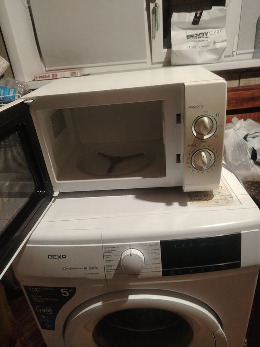 Продам микроволновую печь, б/у в отличном рабочем состоянии