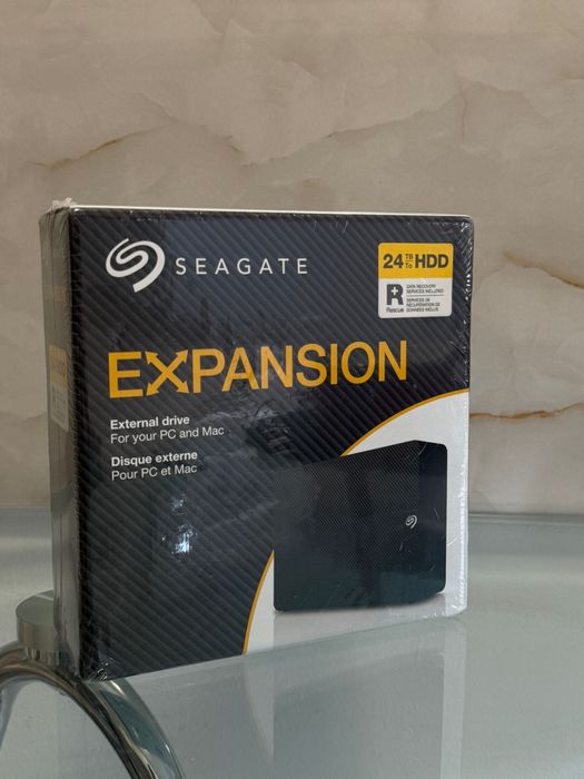 Hard Disk portabil Seagate Expansion 24 TB - NOU Sigilat