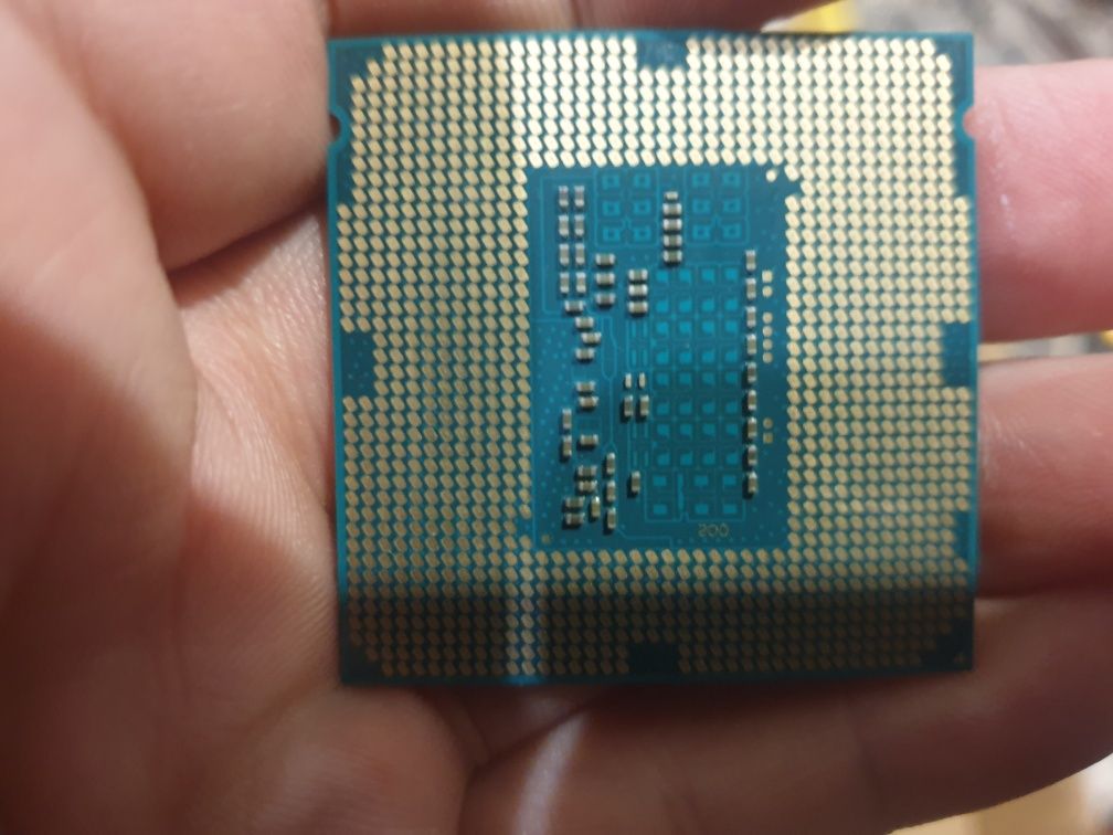 Продам процессоры i5 4440 i3 2100 и оперативки продаю ддр3