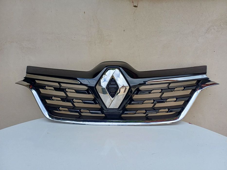 Предна решетка за Renault Arkana