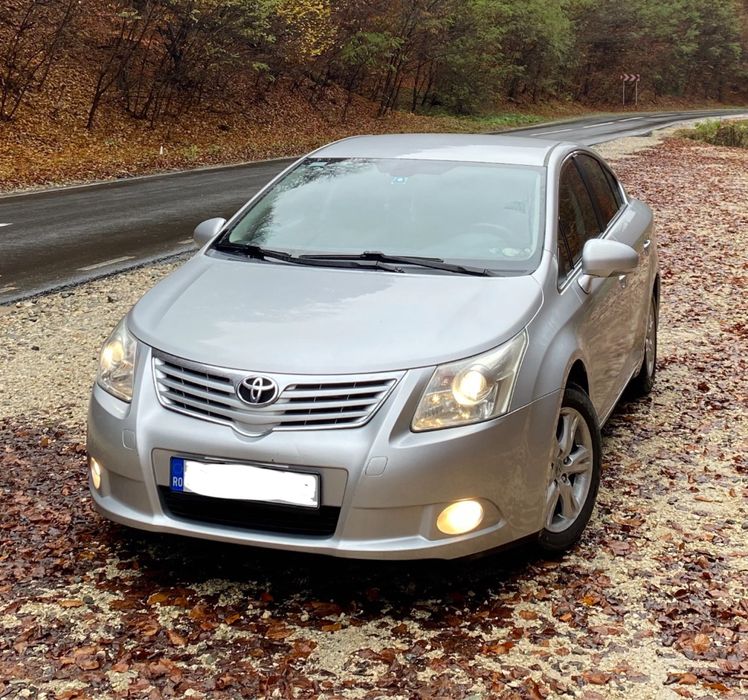 Toyota AVENSIS T27