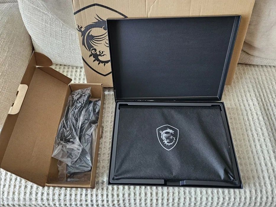Нов лаптоп MSI Stealth GS66 12UGS
