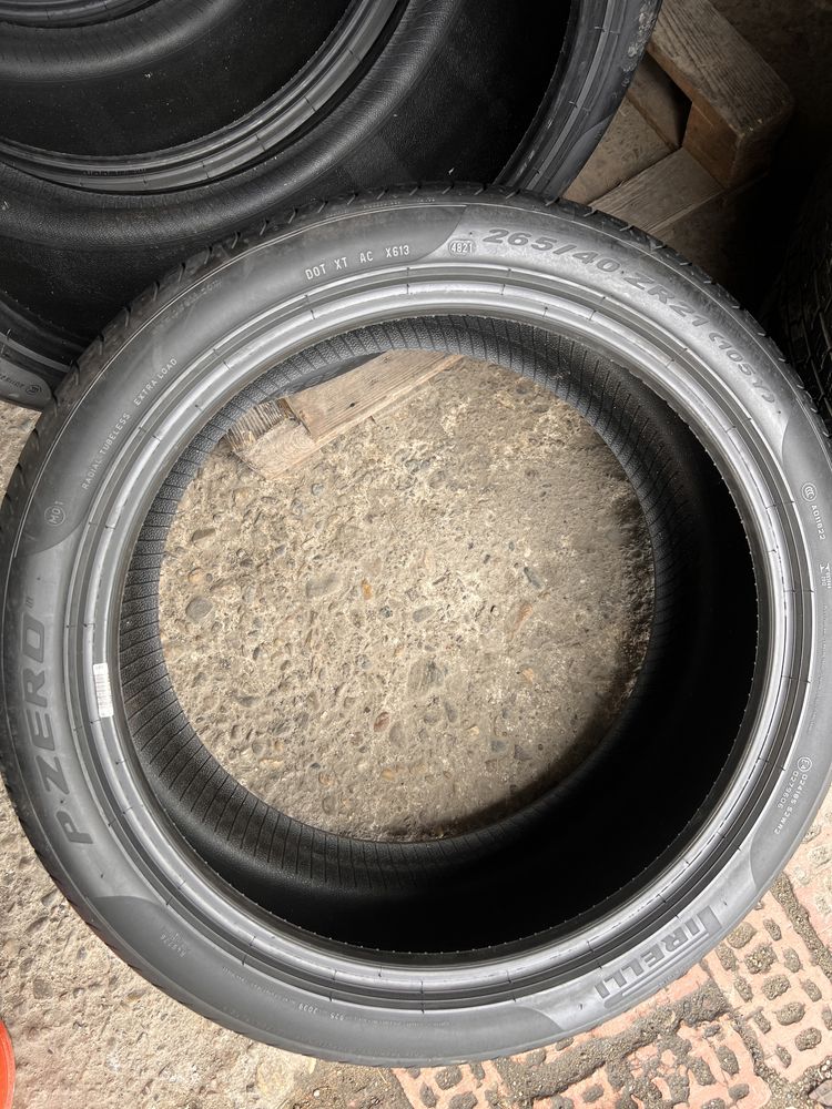 4 anvelope vara 295/35/21 + 265/40/21 , Pirelli , DOT 2021/2022 !