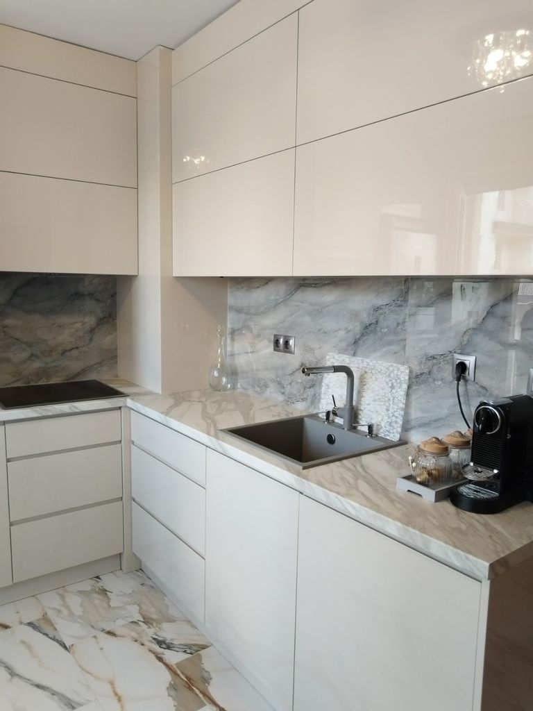 Продава се Тристаен апартамент в Перник, Тева - 101 кв.м за 1372 €/кв.м - Снимка #5
