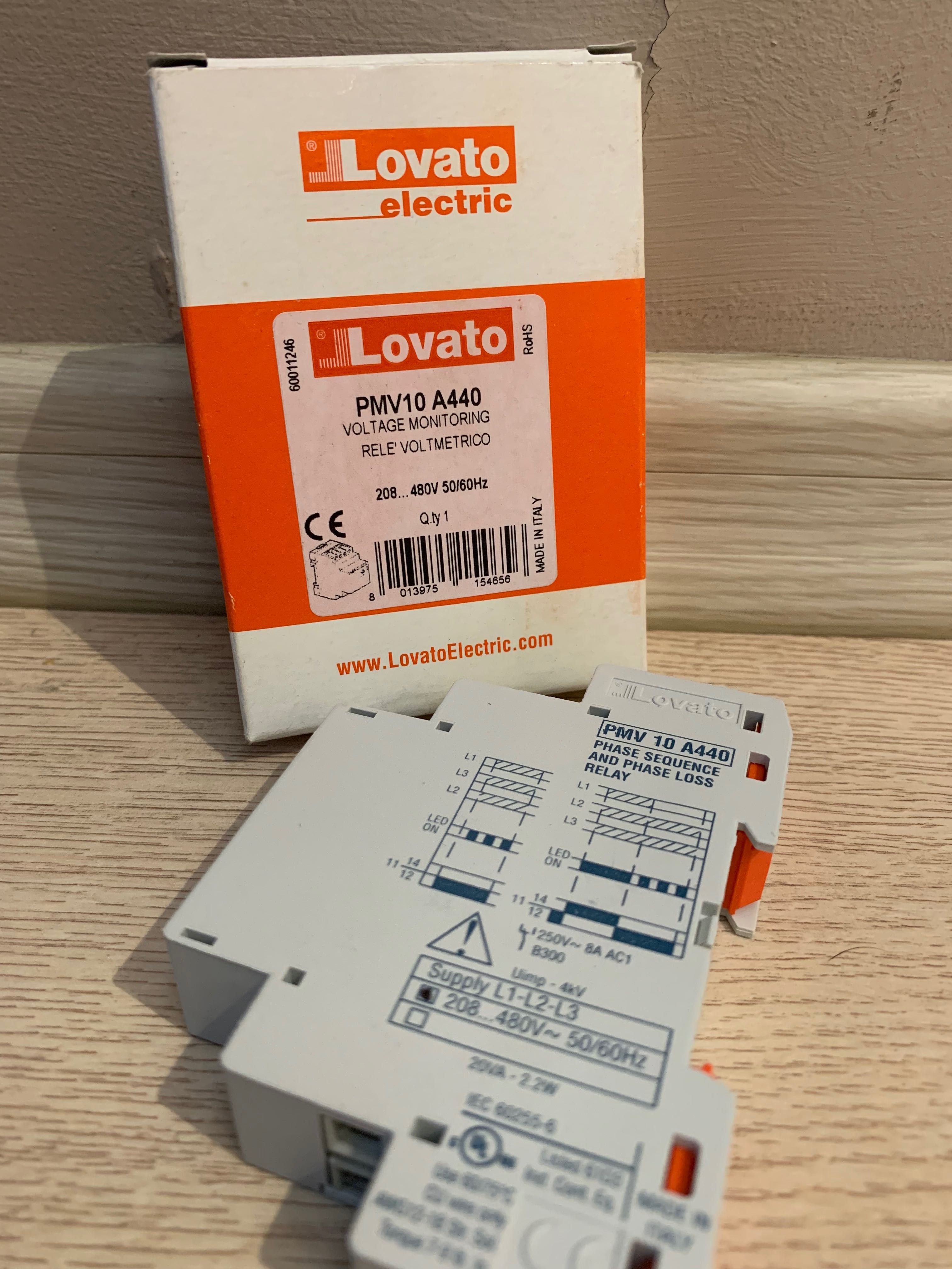 LOVATO Electric PMV10A440 контрол на фазите.