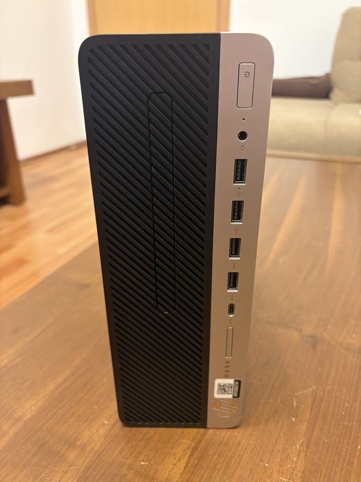 Calculator Hp 705 g4 Ryzen 3 2200g  Licenta Windows