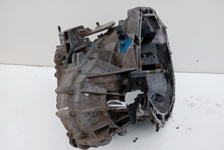 Cutie viteza 2.0 dci, 6 trepte 8200600466 Renault Laguna a 3-a genera