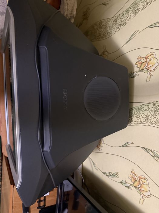 Телевизор сони с сабвуфером в отличном состояни