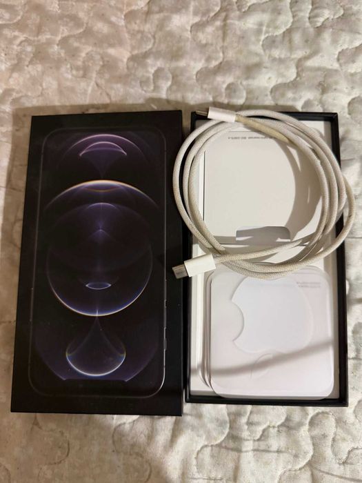 iPHONE 15 PRO, с валидна гаранция