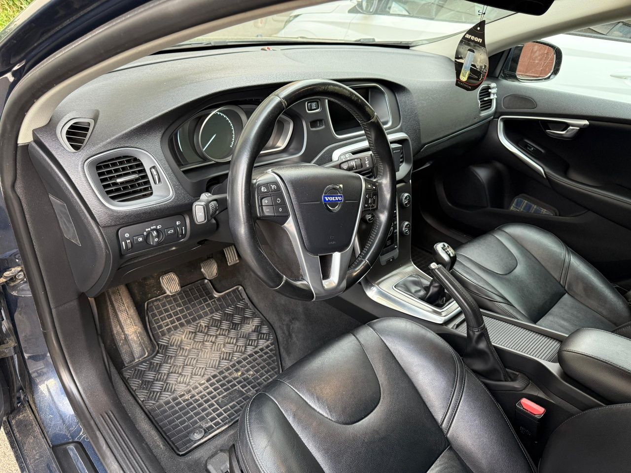 Auto de vânzare.