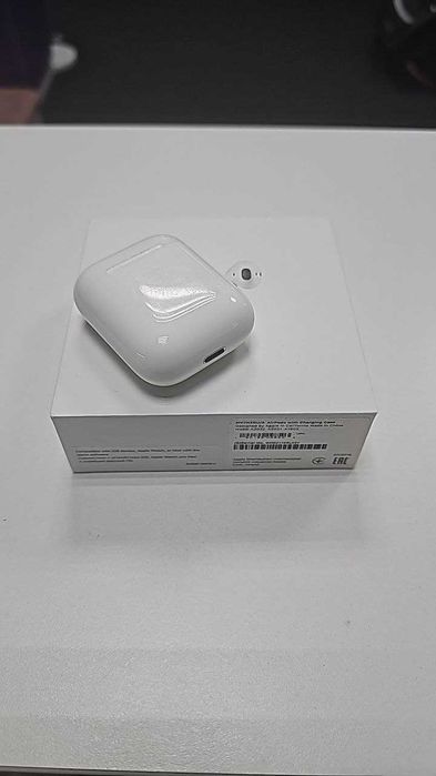 наушники Apple AirPods 2