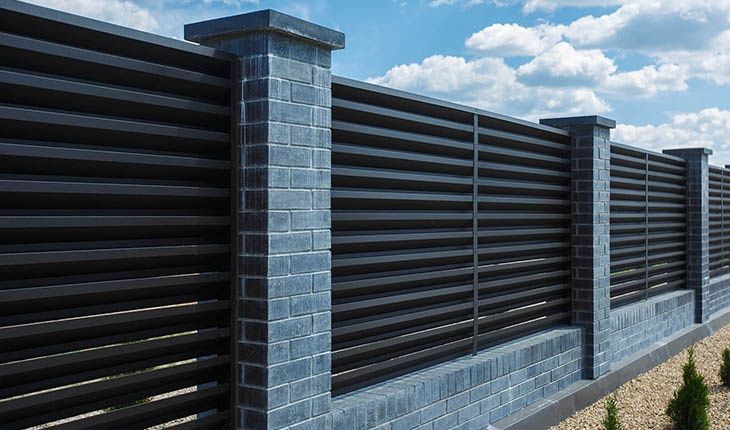 Vand garduri și porți