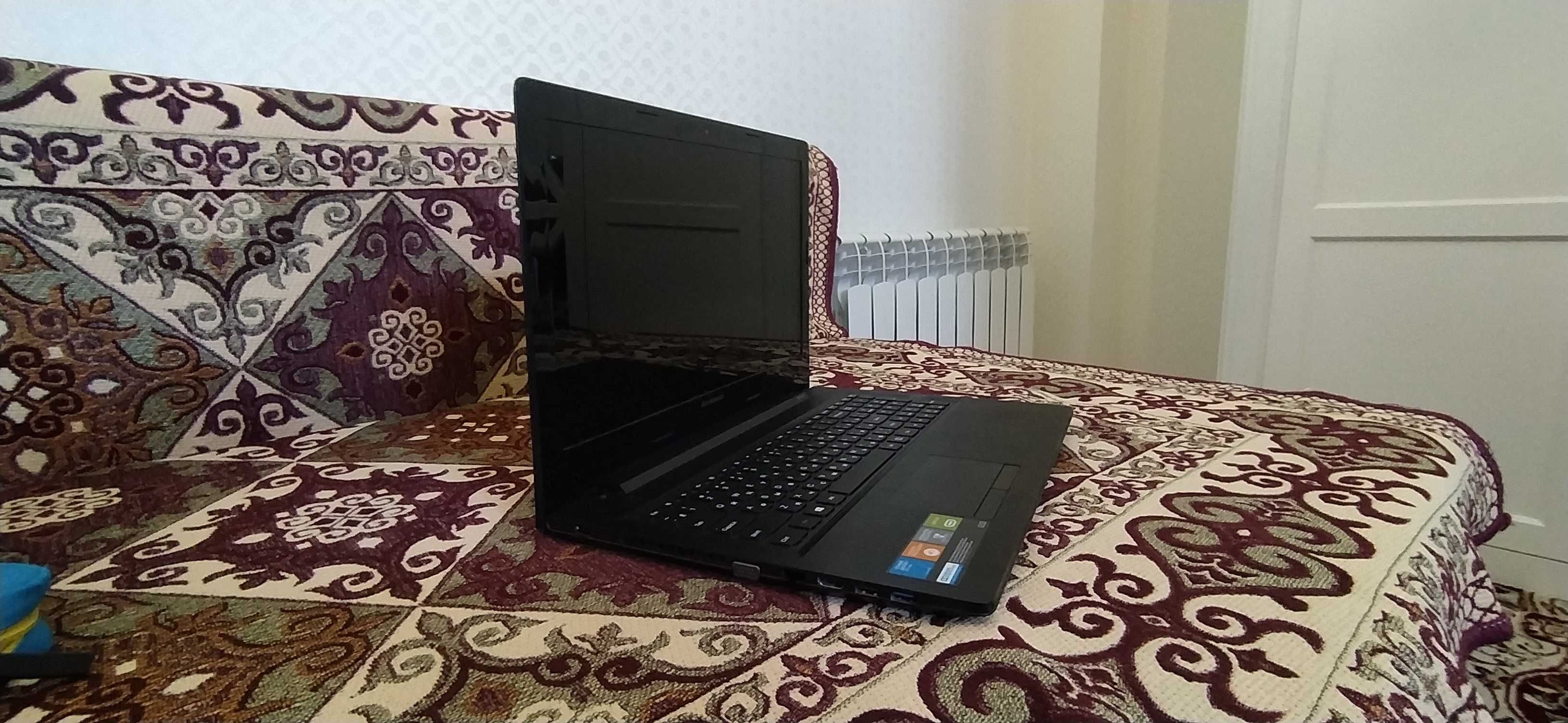 Ноутбук Lenovo G50-70