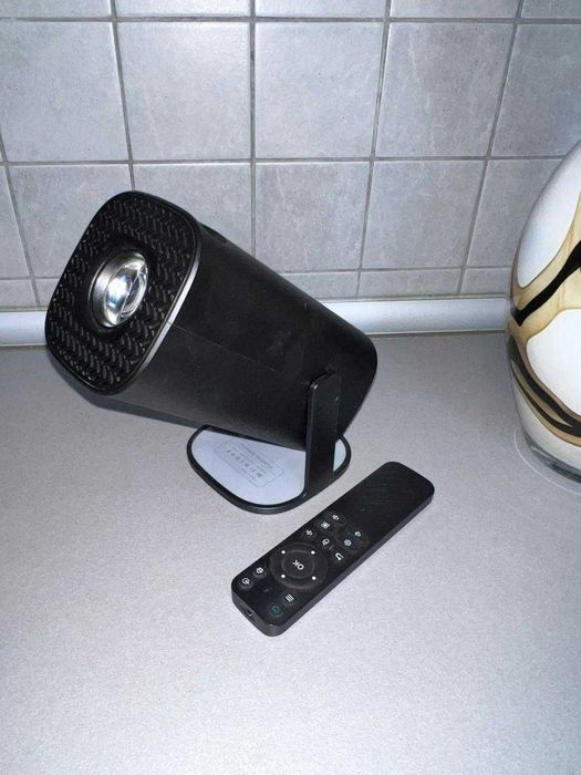 продаеться проектор