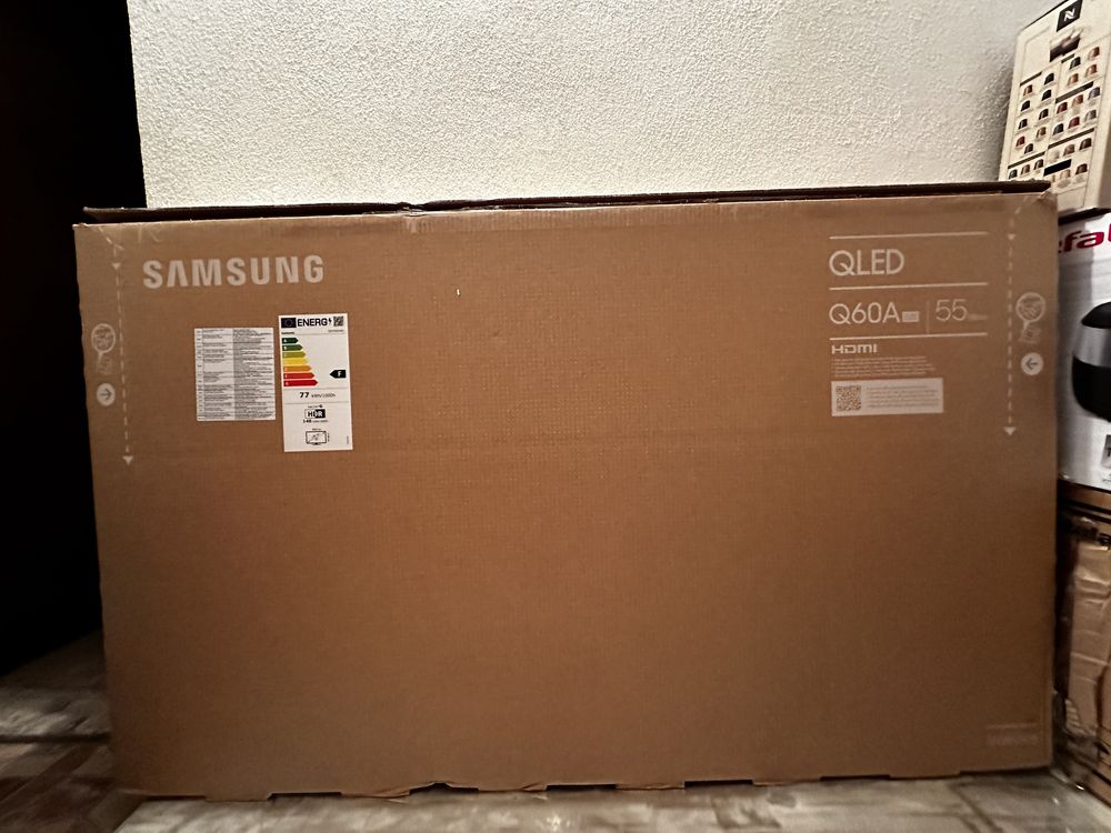 Телевизор Samsung 55Q60A, 55" (138 см), Smart, 4K Ultra HD, QLED