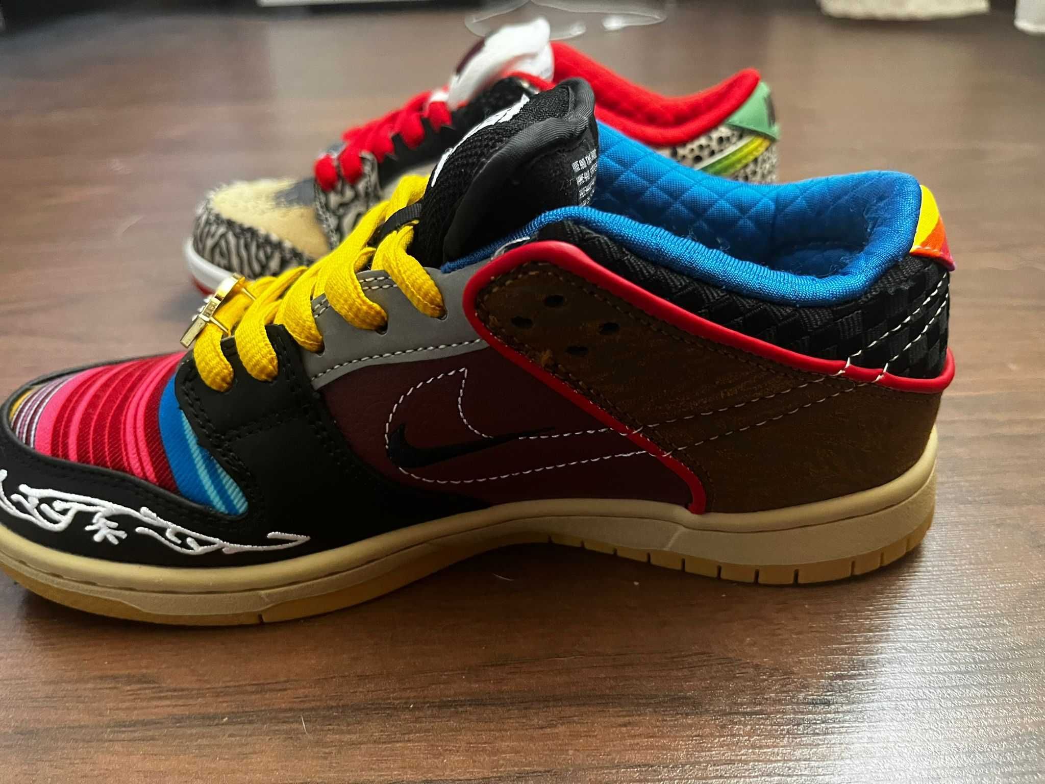 Nike Dunk SB What The Dunks