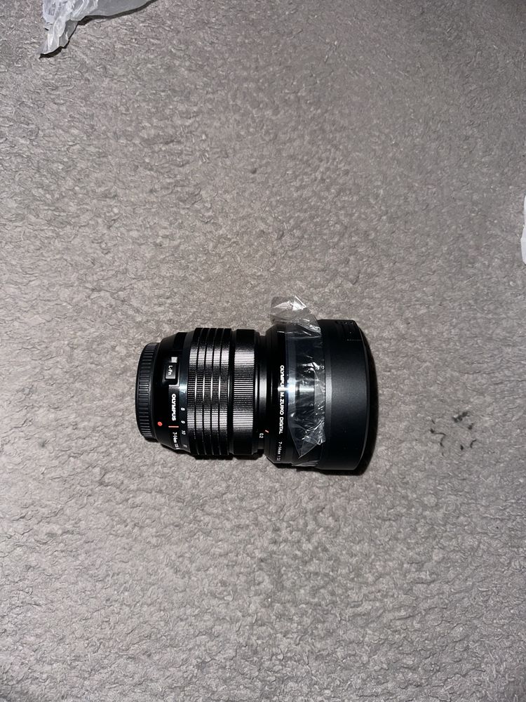 Vând Obiectiv (Olympus M.Zuiko PRO) NOU