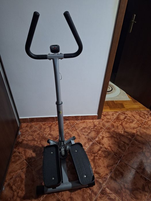 De vânzare stepper cu mâner și monitor