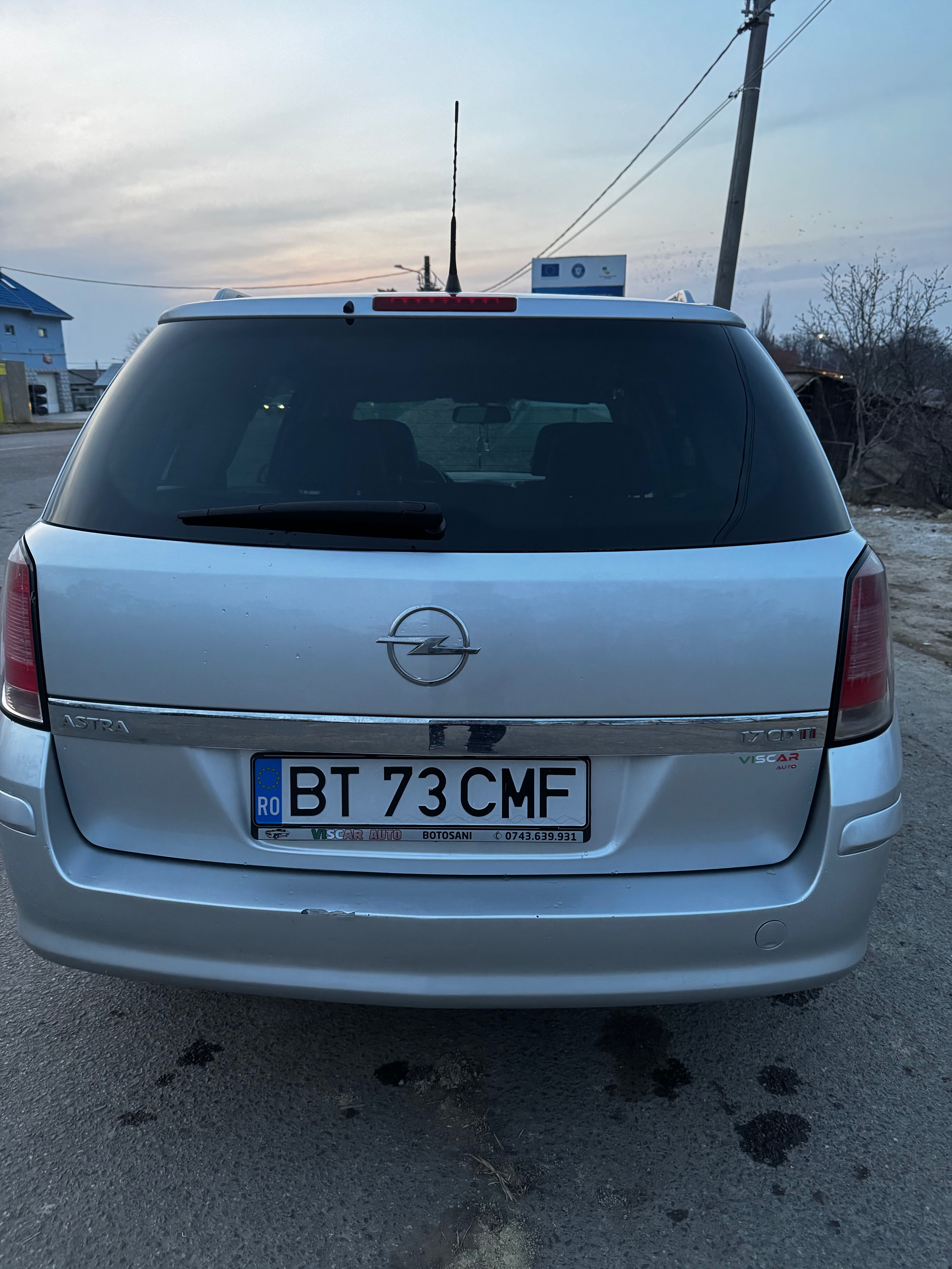 Vând Opel Astra H 2006. 1.7 TDI