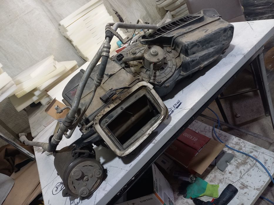 Продам кондер с печкой от приоры